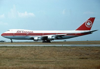 Boeing 747-233B(M) PW Combi Air Canada