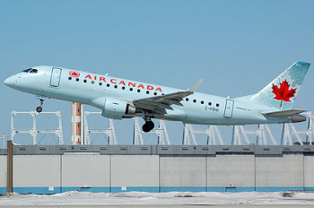 Embraer E175SU Air Canada
