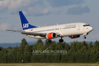 Boeing 737-405 SAS
