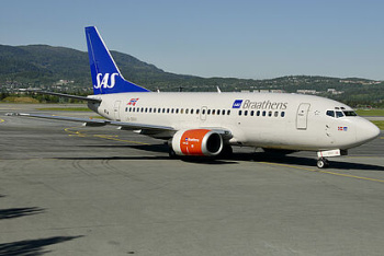 Boeing 737-505 SAS