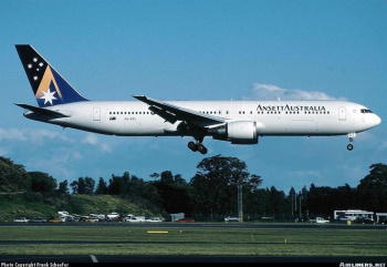 Boeing 767-35H(ER) GE Ansett Australia