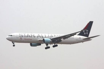 Boeing 767-3Z9(ER) PW Austrian Airlines