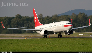 Boeing 737-86Q BBJ2 Privatair / SWISS International Air Lines